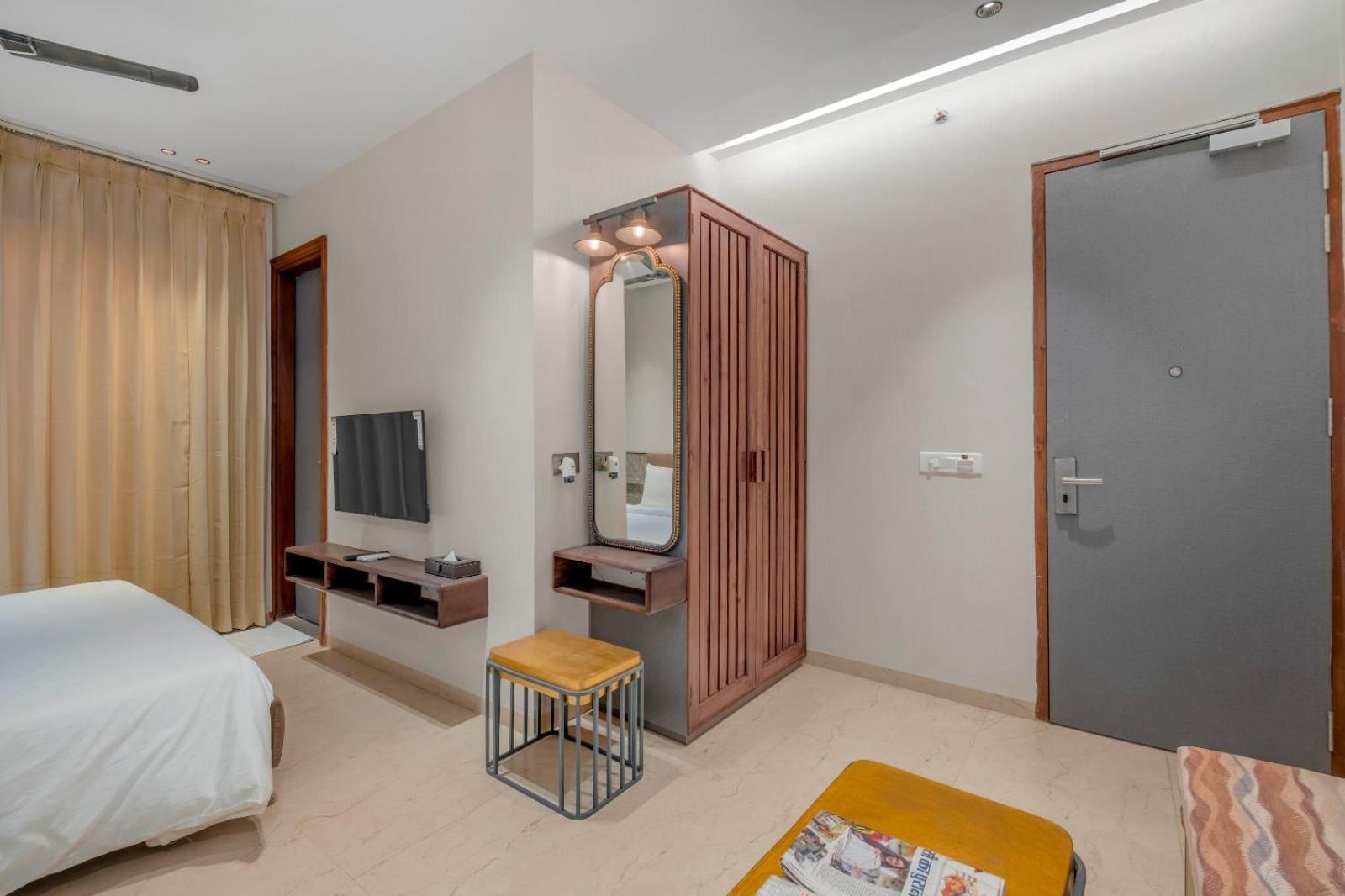 Hari Om Residency 800 Meters From Ram Mandir Ayodhya Hotel Exterior photo