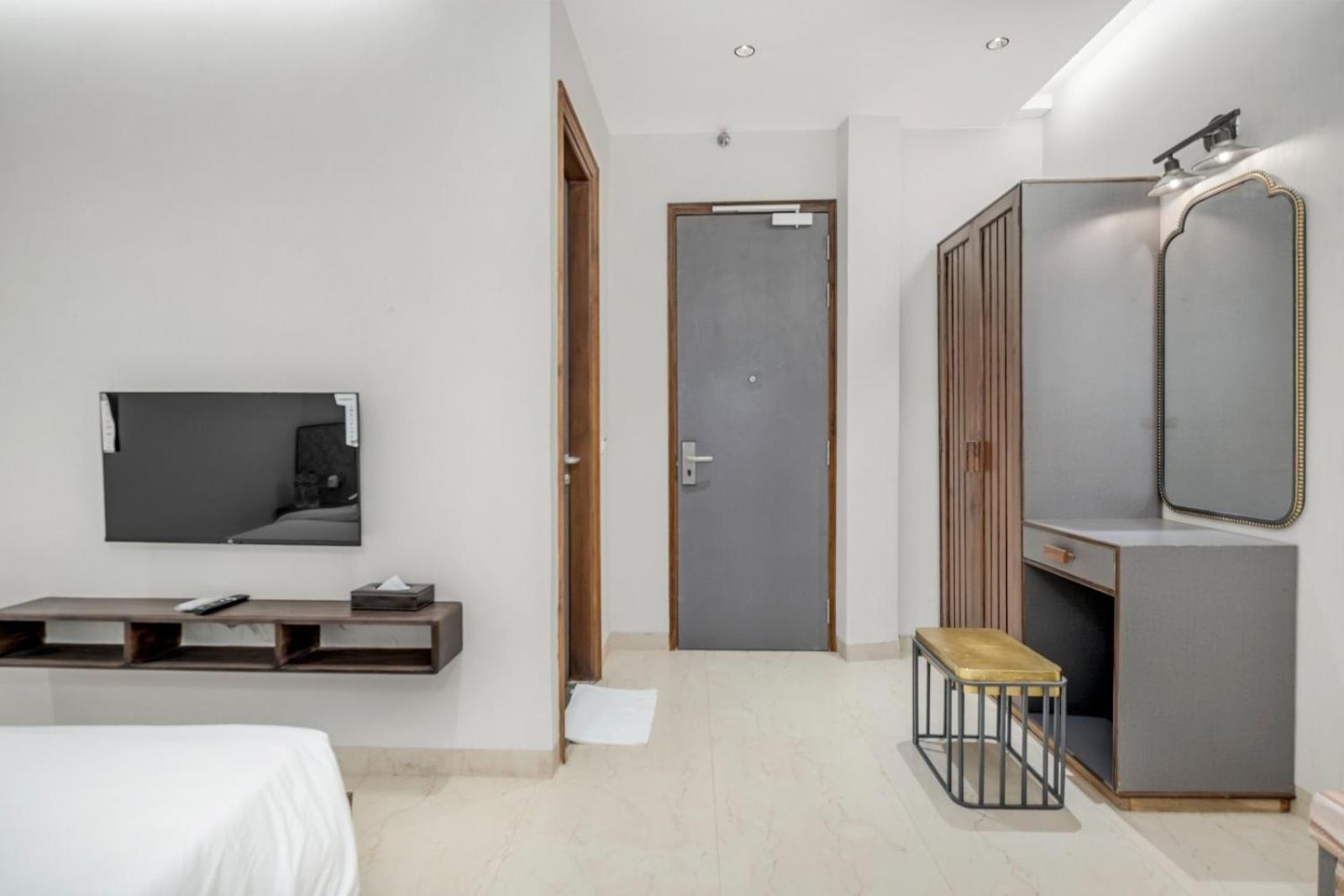 Hari Om Residency 800 Meters From Ram Mandir Ayodhya Hotel Exterior photo