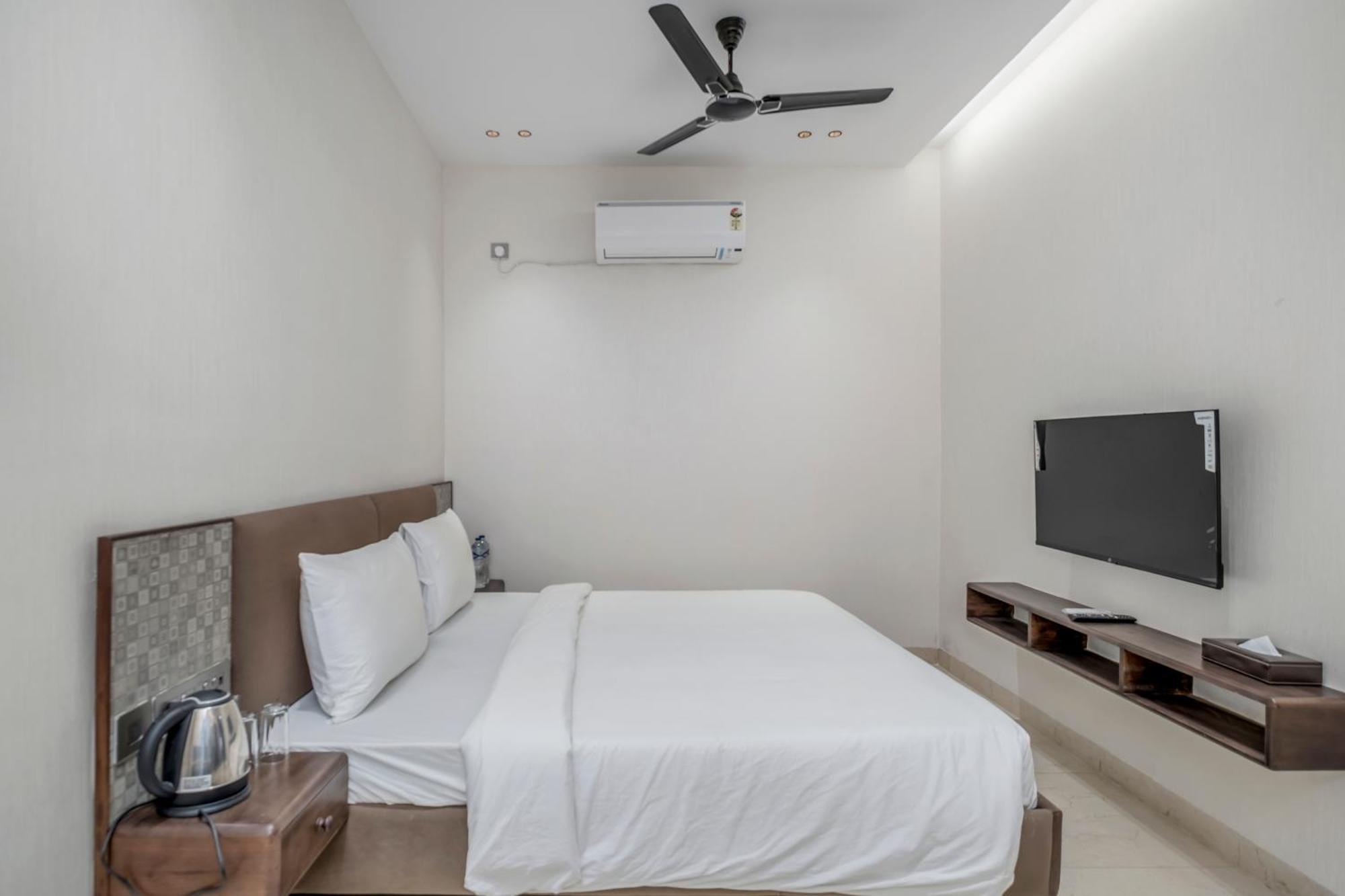 Hari Om Residency 800 Meters From Ram Mandir Ayodhya Hotel Exterior photo